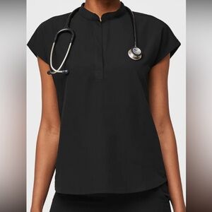 Figs Charcoal Scrubs